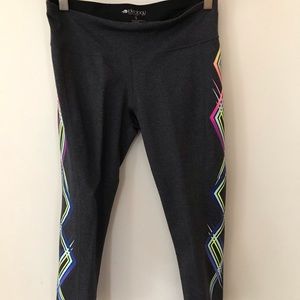 Ideology Capri Activewear Leggings- Small
